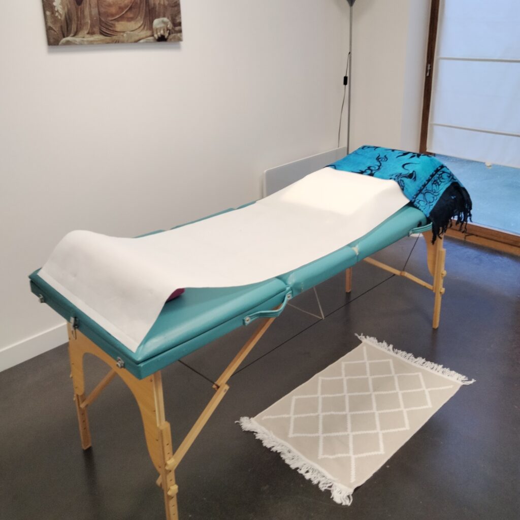 Intérieur du cabinet de réflexologie plantaire à Haubourdin décor apaisant